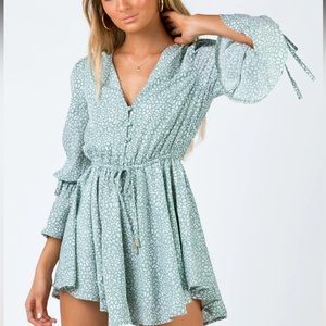 NWT Princess Polly Cierra Romper